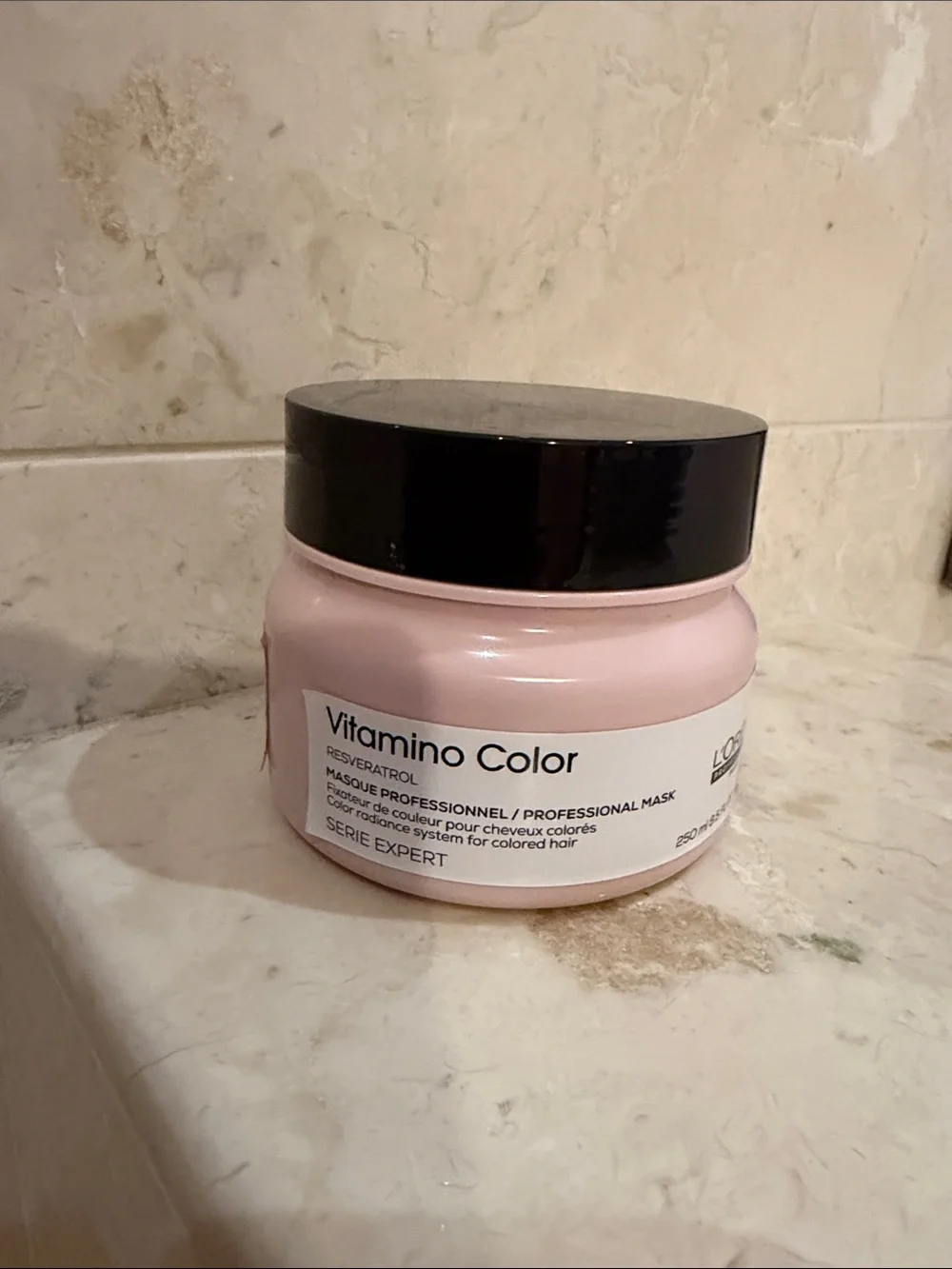 L'Oreal Vitamino Color Hair Mask Pink with Black Lid